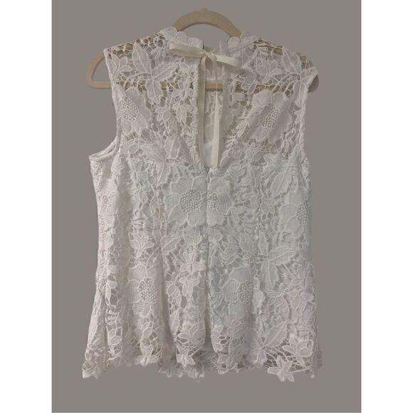 Nanette Lepore top lace with lining sz Medium - Picture 2 of 4